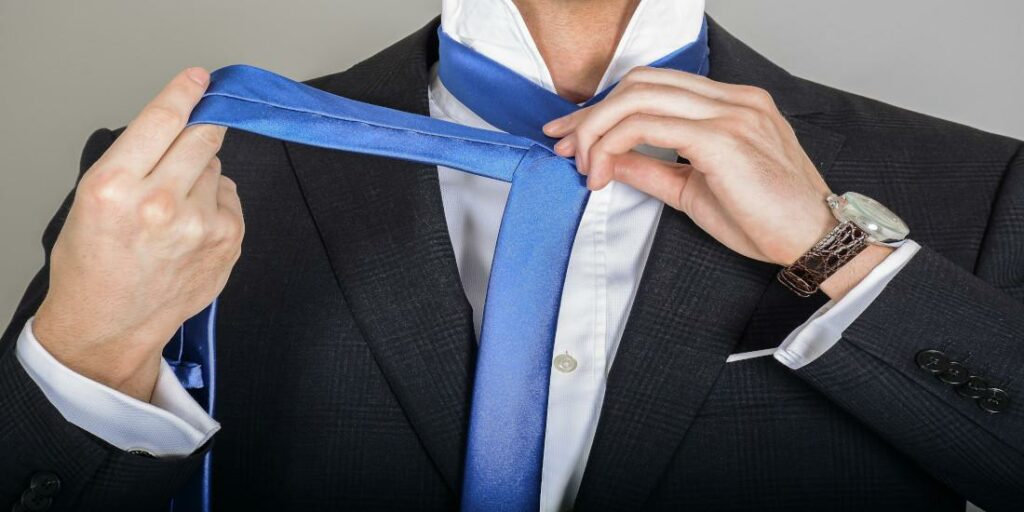 Jak uvázat kravatu? Návod na vázání kravaty