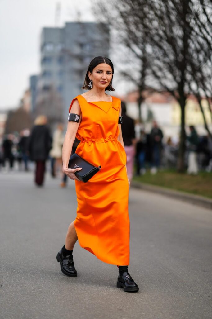oranžové šaty