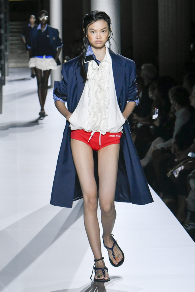 [Trendy jaro/léto 2024]: krátké šortky, Miu Miu